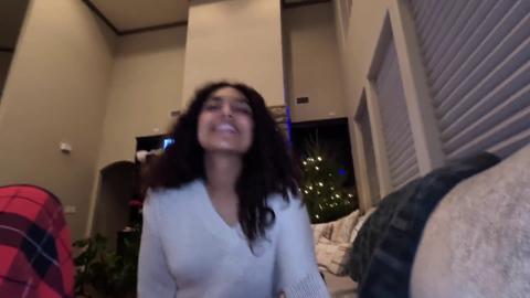 Unbridled anal👌 deviance descends on snowy Christmas Eve for unhinged, record-breaking 7-splooge climax🚀