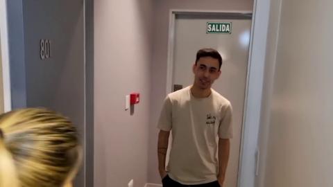 Neighbor knocks on door while I get stroked, rough sex scenes with Sol and Luenok