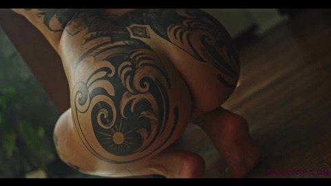 Sultry Sins - Tattooed Goddess Satisfies Huge Rear Cravings