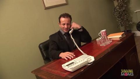 Filthy CEO gets devoured by curvy secretary's pussy✌ for corporate perks