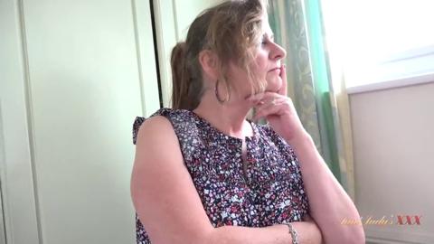 Mom's Dirty Business - 46yo Big Tit Cougar Landlady Gets Paid in Cum