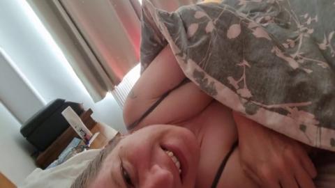 Mom's sinful demand: fuck me harder