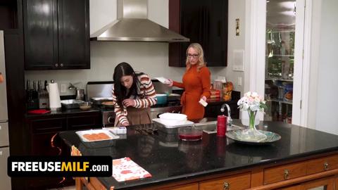 Turkey Day Fornication Festival: Families Getting Wrecked, Not Just Stuffed
