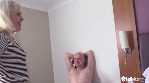 Golden Goddess Mature Milf Spews Filthy Juices Down Those Ripe Boobs, Her Little Cunt✌ Throbs