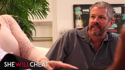 Her marriage counselor turns tricks on husband's wife, Christie Stevens' cheating secret🤫 exposed.