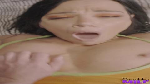 As hot stepmom Mona Azar gives sloppy blowjob to stepson's pulsing cock🍆