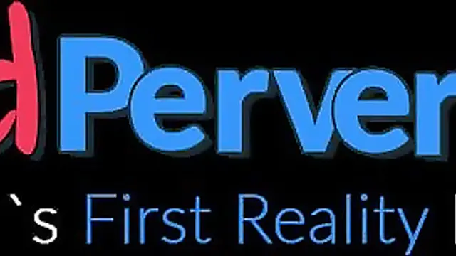 English hotties suck nerd off before threeway hammering