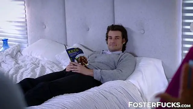 Blue haired foster girlfriend Jewelz Blu gets face filled with hot cum