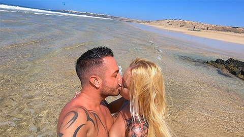 OUTDOORハード性交, skinny German MILF沙滩Fuck