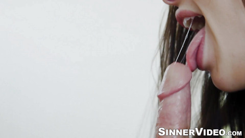 Melissa Stratton takes her stepsons tongue and cock in to her pussy