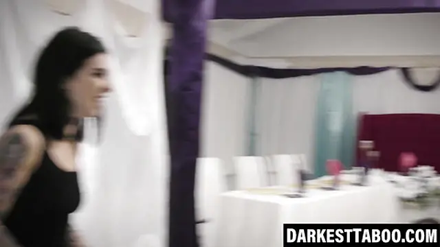 Sweet teen pleases dark-haired MILF with mouth and cock🌭