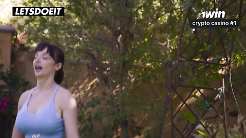 Hot MILF Lexi Luna Lets Yoga Instructor Fuck Her Deep Full Scene
