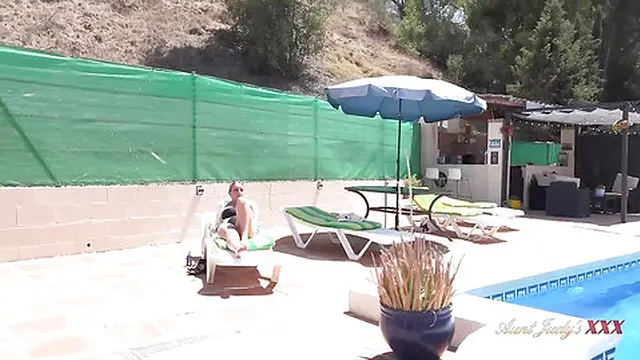 milf Judy′s XXX - Busty MILF Keira Fucks the Pool Boy