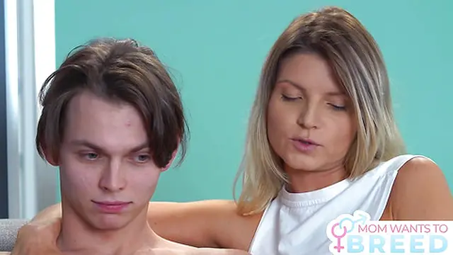 Petite Sized MILF Gina Gerson Overflowing with Muscular boyfriend′s Baby Cream S2:E8