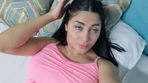 Step-grandma's naughty😈 secrets: Martina gets wild with the young store clerk's cock🌭