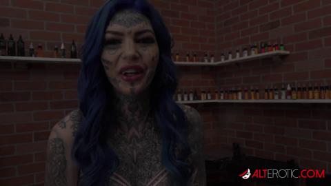 Amber Luke Gets an Asshole Tattoo with Some Rough Fucking